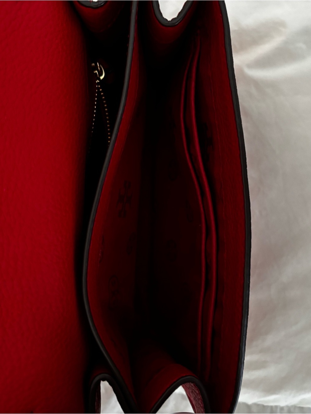 Tory Burch Red Leather Logo Crossbody with Gold-Tone Hardware - Picture 7 of 12